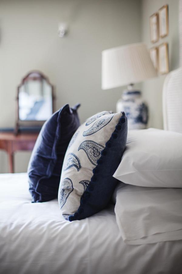 The George Inn Barford St Michael Zewnętrze zdjęcie Throw pillows